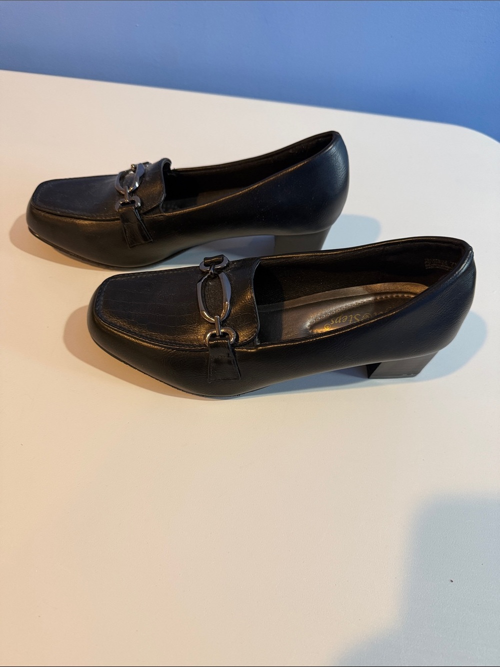 Angel Steps Classic Black Leather Heel Loafers 7 NWOT NEW